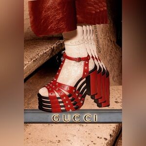 GUCCI Melville leather T-Strap Heel Sandals in box